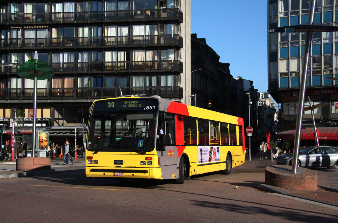 Liège, Van Hool A320 # 5851