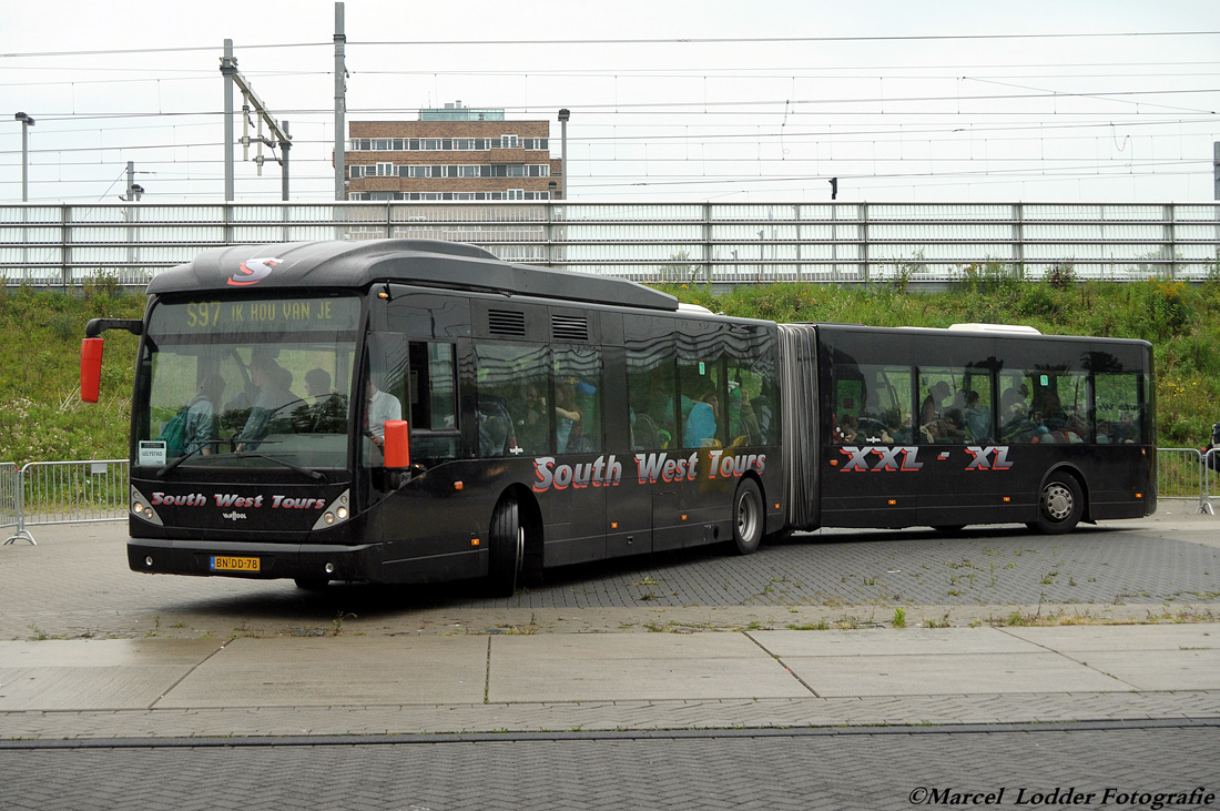 Zwolle, Van Hool New AG300 # 76