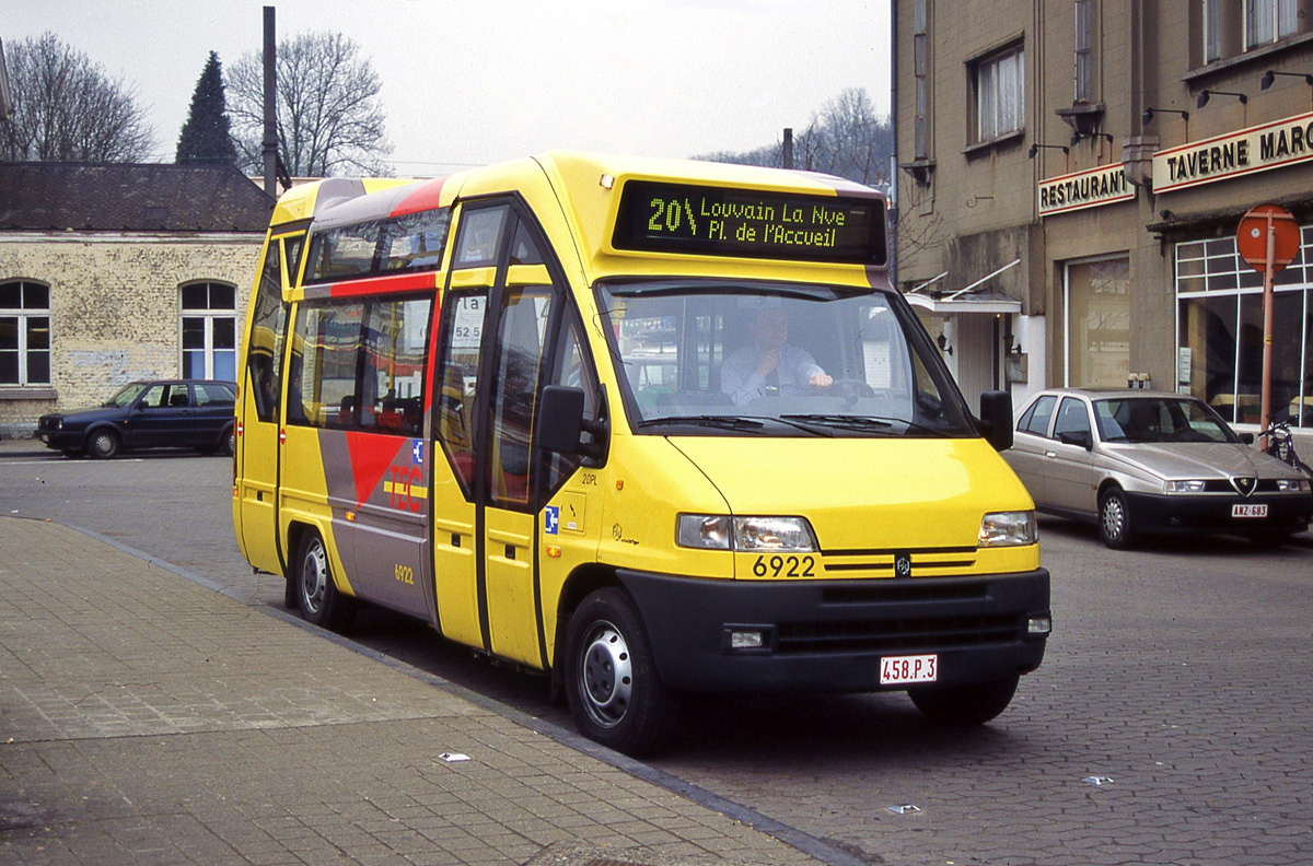 Wavre, Q-Bus Q96 (Peugeot Boxer) # 6922