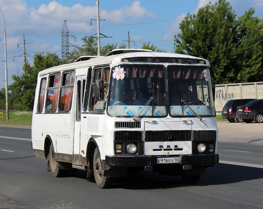 Tolyatti, PAZ-3205 # Е 916 ЕХ 163