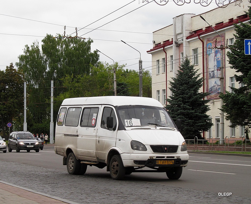 Mogilev, GAZ-322132 č. 6ТАХ0274