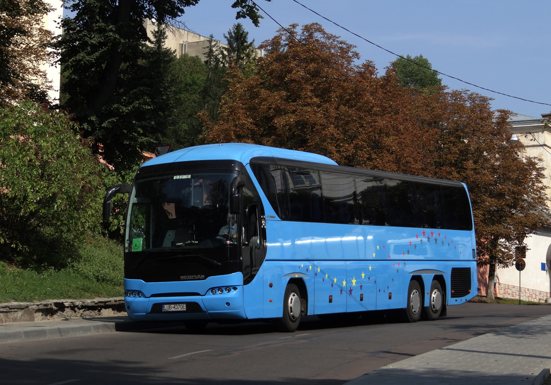 Lublin, Neoplan N2216/3SHDL Tourliner SHDL # LUB 4370E
