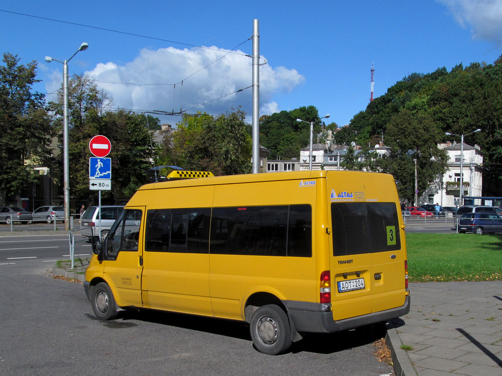 Kaunas, Ford Transit 125T300 № AOT 204