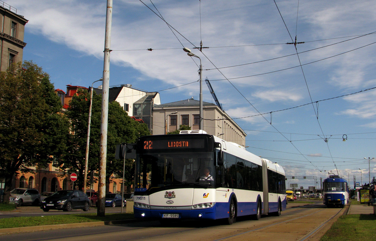 Riga, Solaris Urbino III 18 nr. 79011