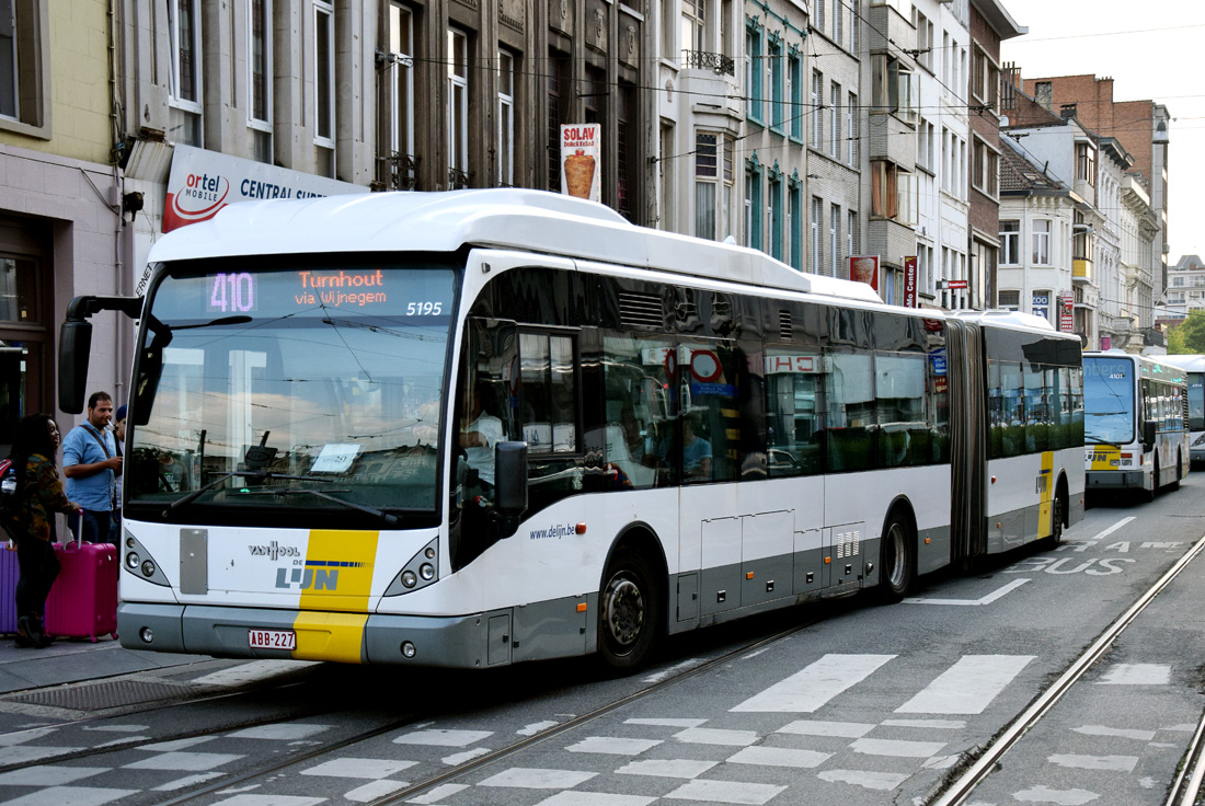 Антверпен, Van Hool New AG300 № 5195