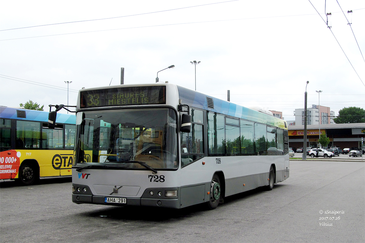 Vilnius, Volvo 7700 №: 728