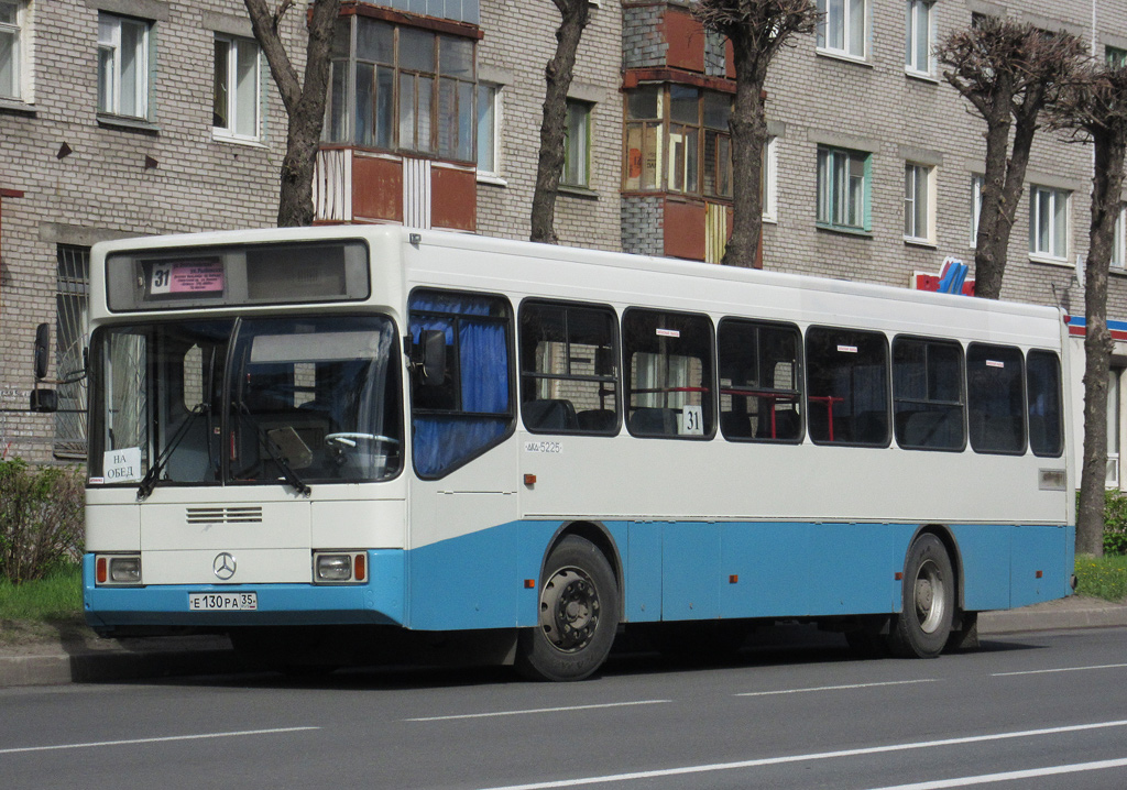 Cherepovets, GolAZ-АКА-5225 č. Е 130 РА 35
