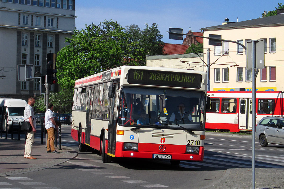 Gdańsk, Mercedes-Benz O405N2 № 2710