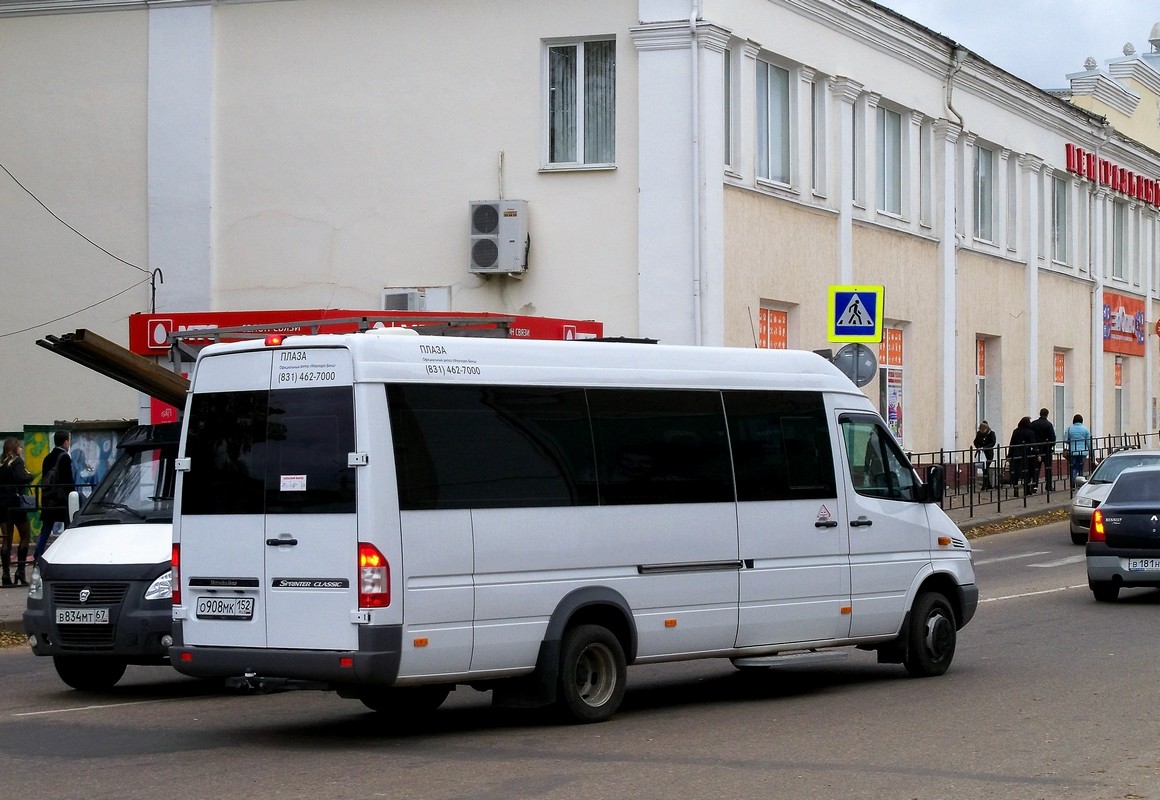 Nizhny Novgorod, Mercedes-Benz Sprinter # О 908 МК 152