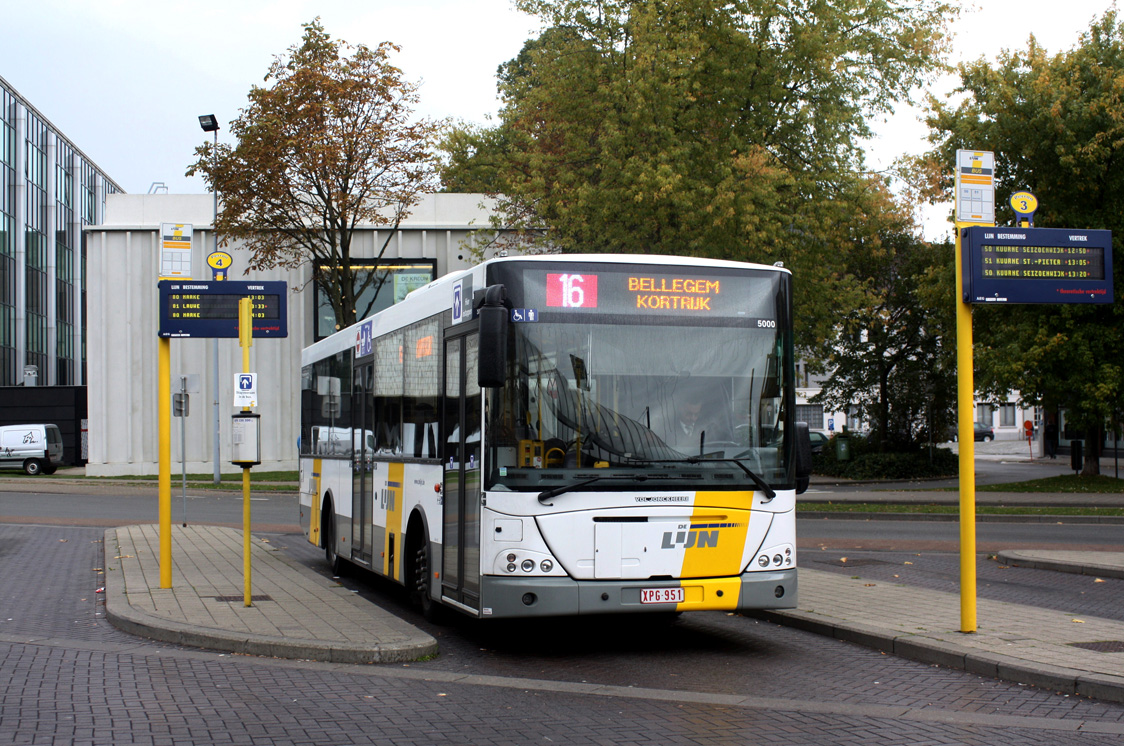 Kortrijk, Jonckheere Transit 2000 # 5000