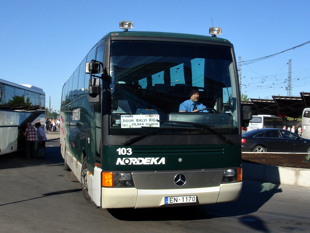 Riga, Mercedes-Benz O404-15RHD č. 103
