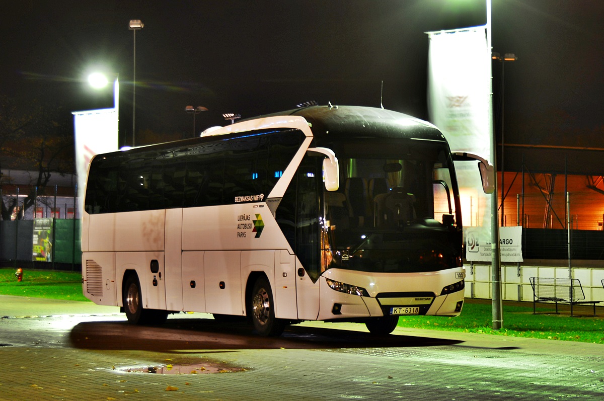 Liepaja, Neoplan N2216SHD Tourliner SHD # 133