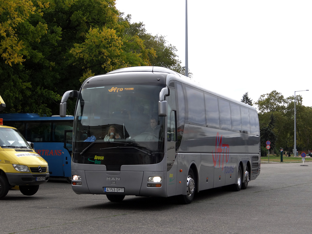 Villagarcía de Arosa, MAN R08 Lion's Top Coach RHC464 # 4153 DYT