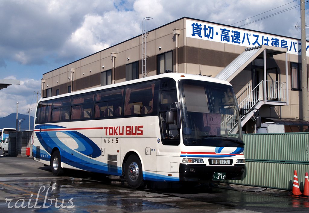 Tokushima, Mitsubishi Fuso KC-MS822P # 414
