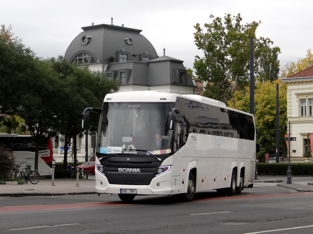 Praga, Scania Touring HD 13,7 # 6AE 7981