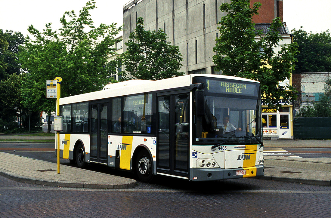 Kortrijk, Jonckheere Transit 2000M # 4485
