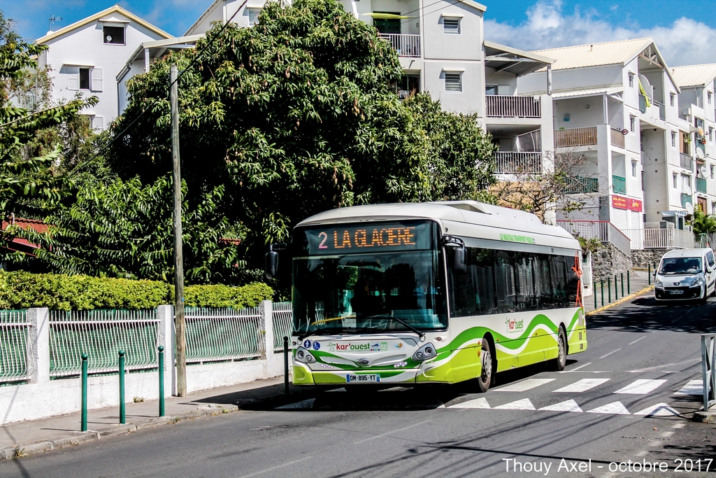 Saint-Paul (Réunion), Heuliez GX337 Hybrid # DM-895-YT