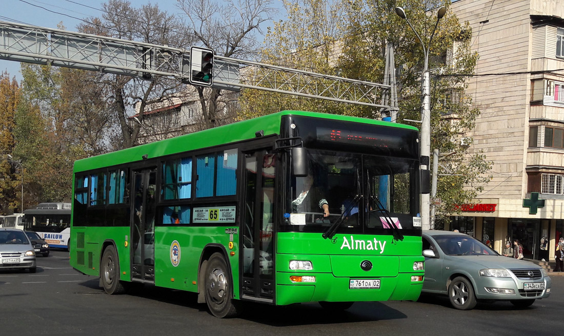 Almaty, Yutong ZK6108HGH # 761 DA 02