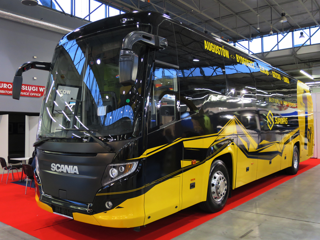 Węgrów, Scania Touring HD (Higer A80T) nr. W2 414B; Kielce — TransExpo 2016