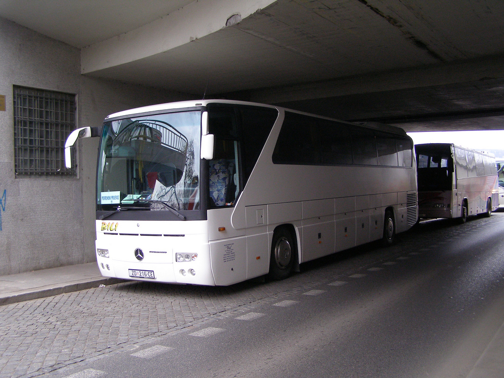 Задар, Mercedes-Benz O350-15RHD Tourismo I № ZD 216-CE