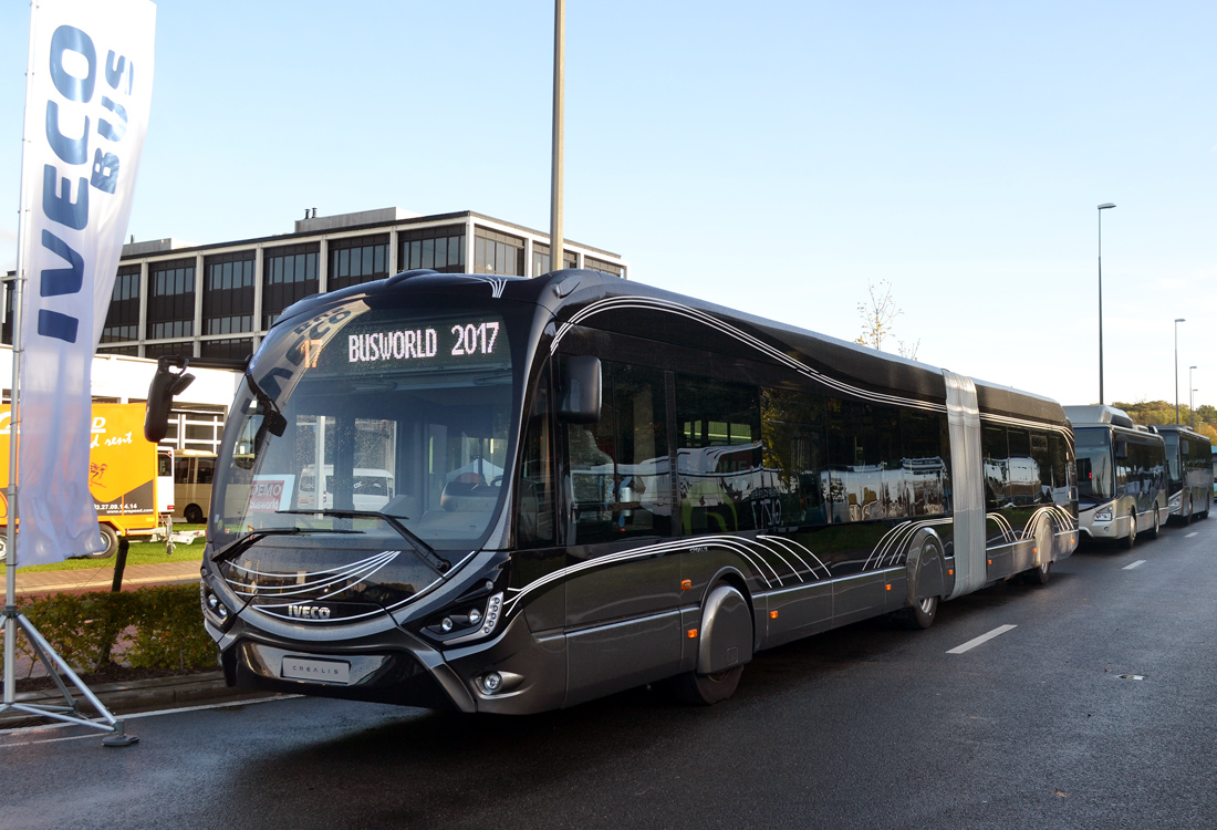Grasse, IVECO Crealis 18M # EF-038-TR; Kortrijk — Busworld 2017
