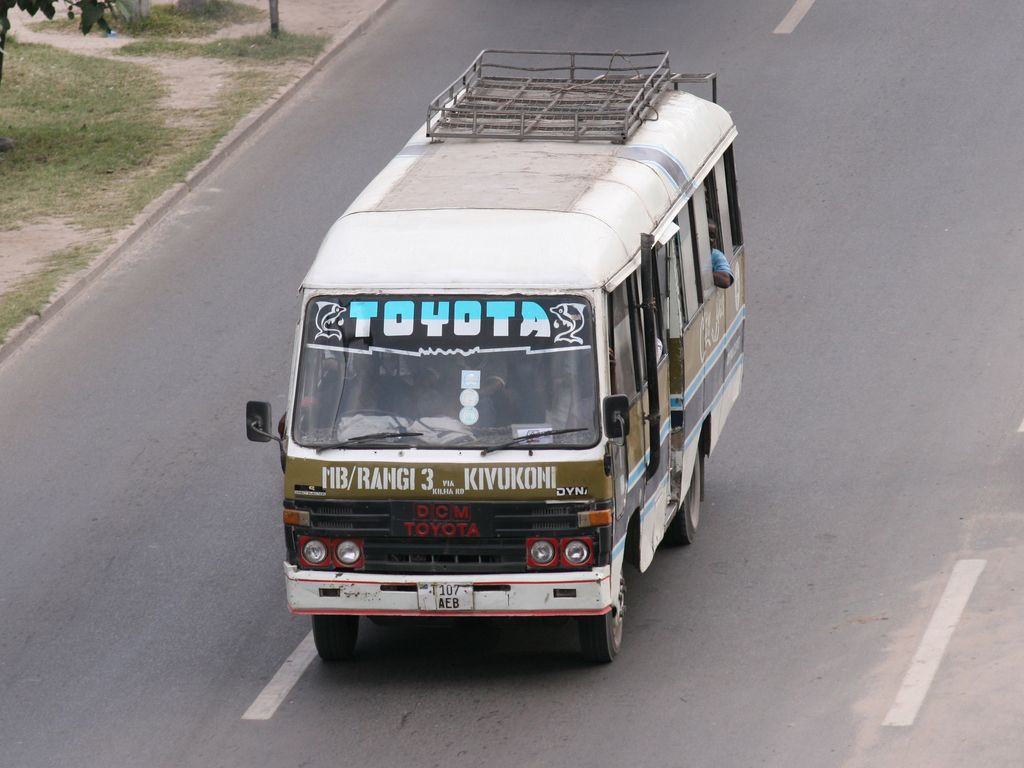 Dar es Salaam, Toyota Dyna № T107 AEB