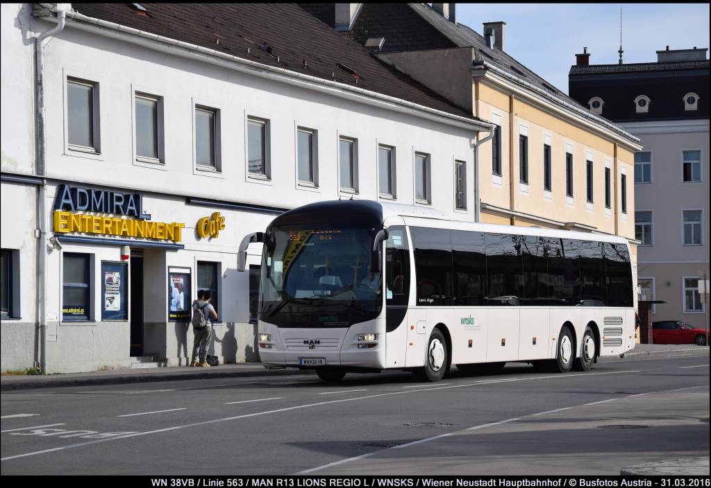 Wiener Neustadt, MAN R13 Lion's Regio L ÜL354 # 38