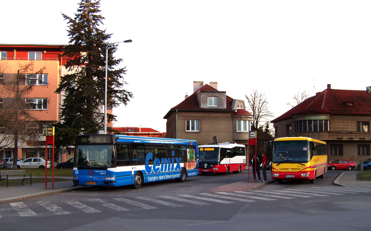 Prag, Karosa Citybus 12M.2070 (Renault) Nr. 3258; Prag, SOR C 12 Nr. 1416