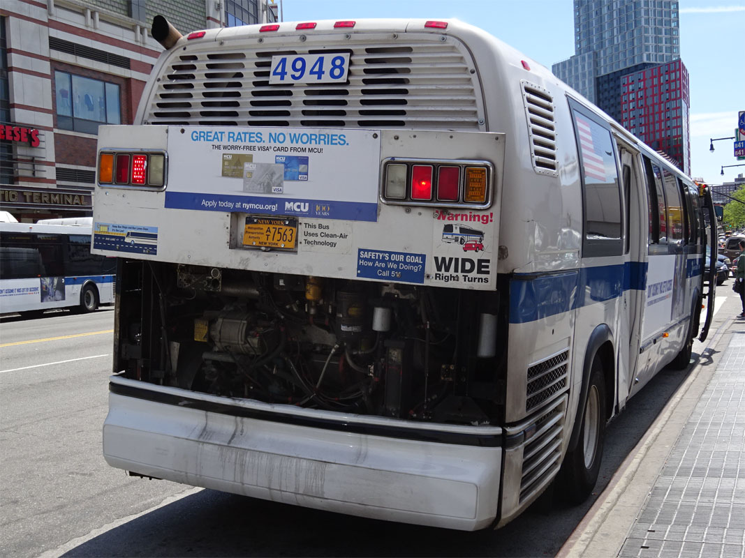 New York, RTS bus # 4948