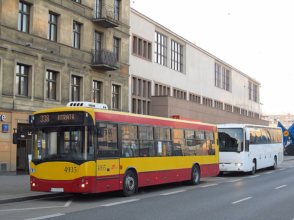 Warsaw, Jelcz M121I4 # 4935