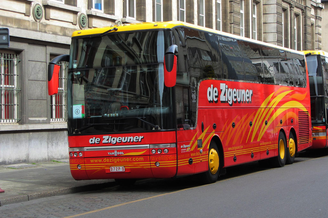 Hasselt, Van Hool T916 Astron # 929 P.9