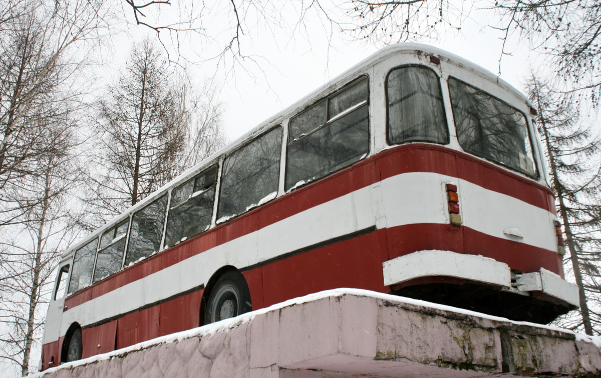 Павловский Посад — Автобусы-памятники