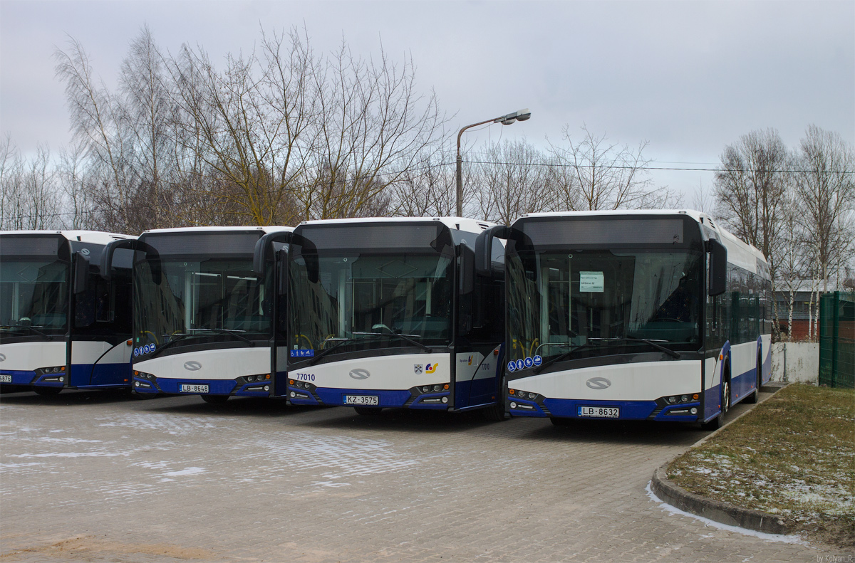 Рига, Solaris Urbino IV 12 № 77555; Рига, Solaris Urbino IV 12 № 77010; Рига, Solaris Urbino IV 12 № 67111