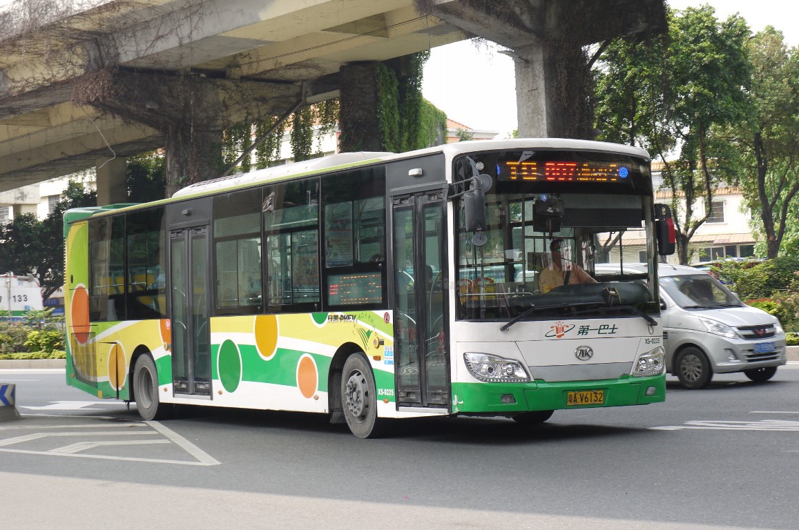 Guangzhou, Ankai HFF6128G03PHEV-2 Plug-in Hybrid Bus # XS-0225