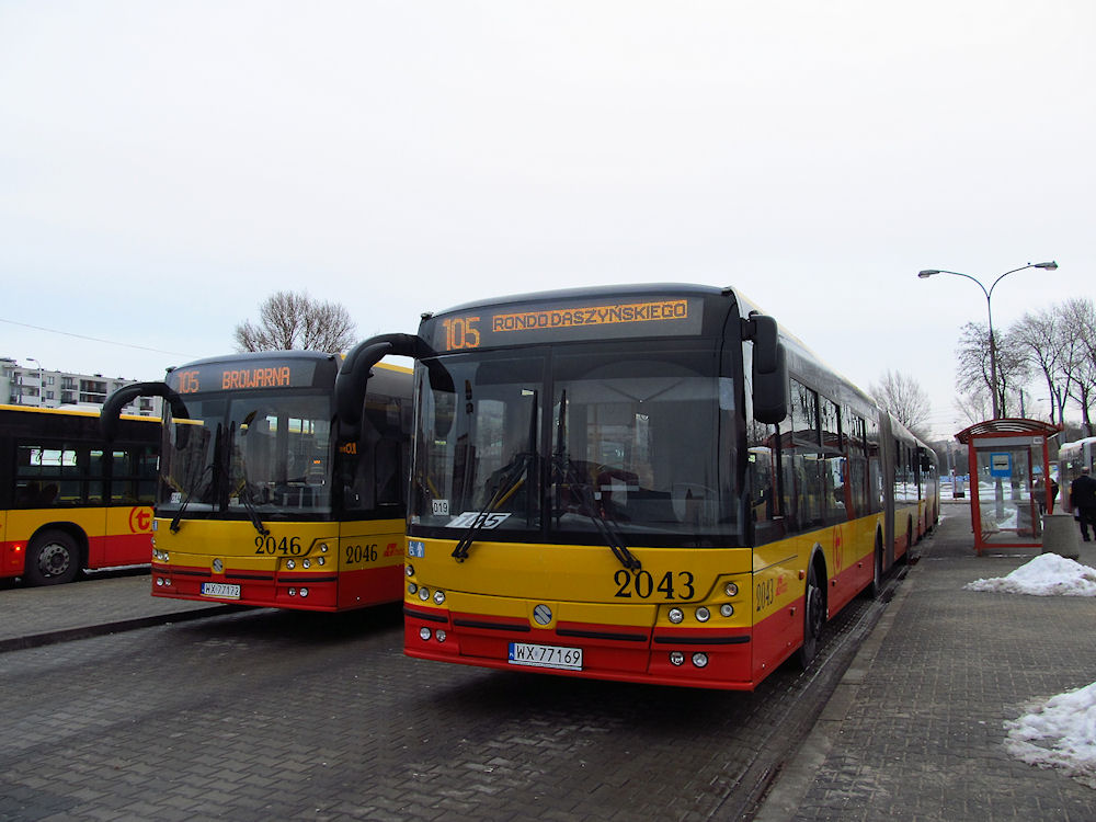 Warsaw, Solbus SM18 nr. 2043; Warsaw, Solbus SM18 nr. 2046