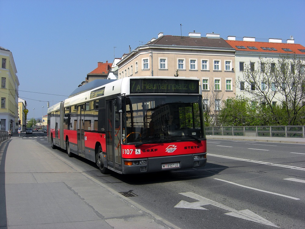 Bécs, Gräf & Steyr NG235 M18 №: 8107