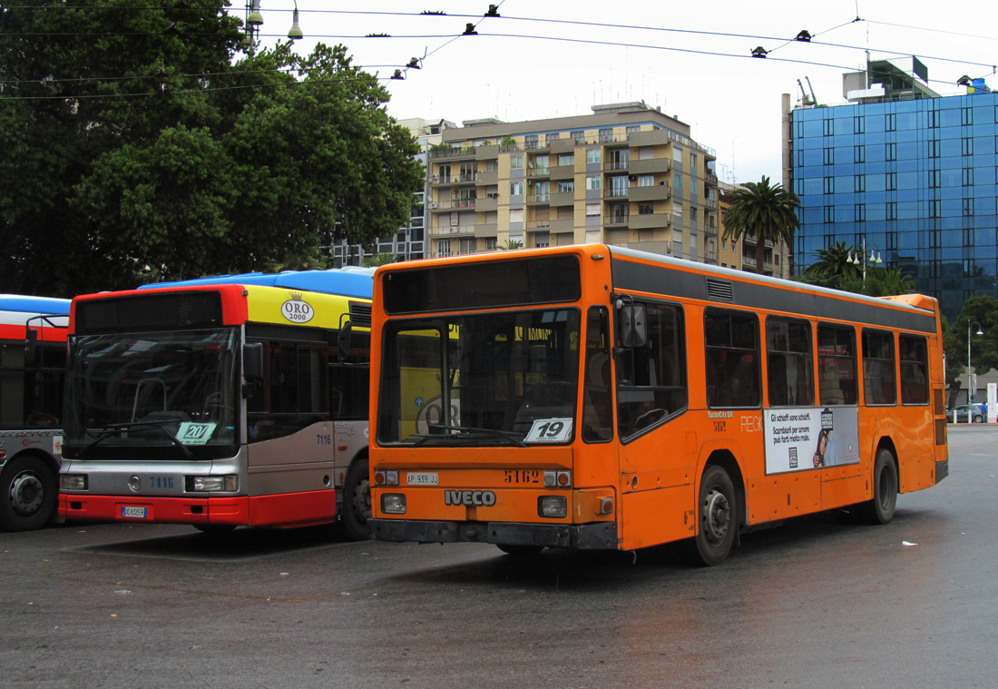 Bari, IVECO Effeuno 471.10.20 № 5162; Bari, Irisbus CityClass 491E.12.29 CNG № 7116