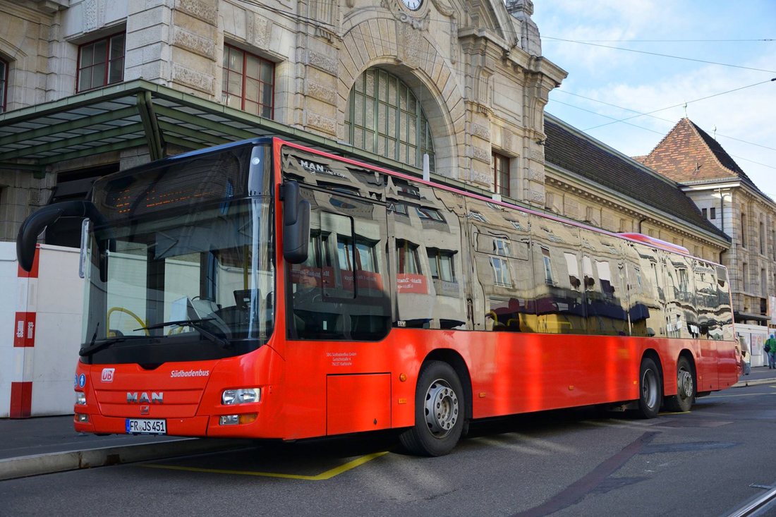 Freiburg im Breisgau, MAN A26 Lion's City C NL363-13,7 nr. FR-JS 451