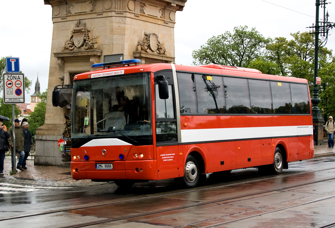 Olomouc, Irisbus MidiRider 395E # 2M4 6666