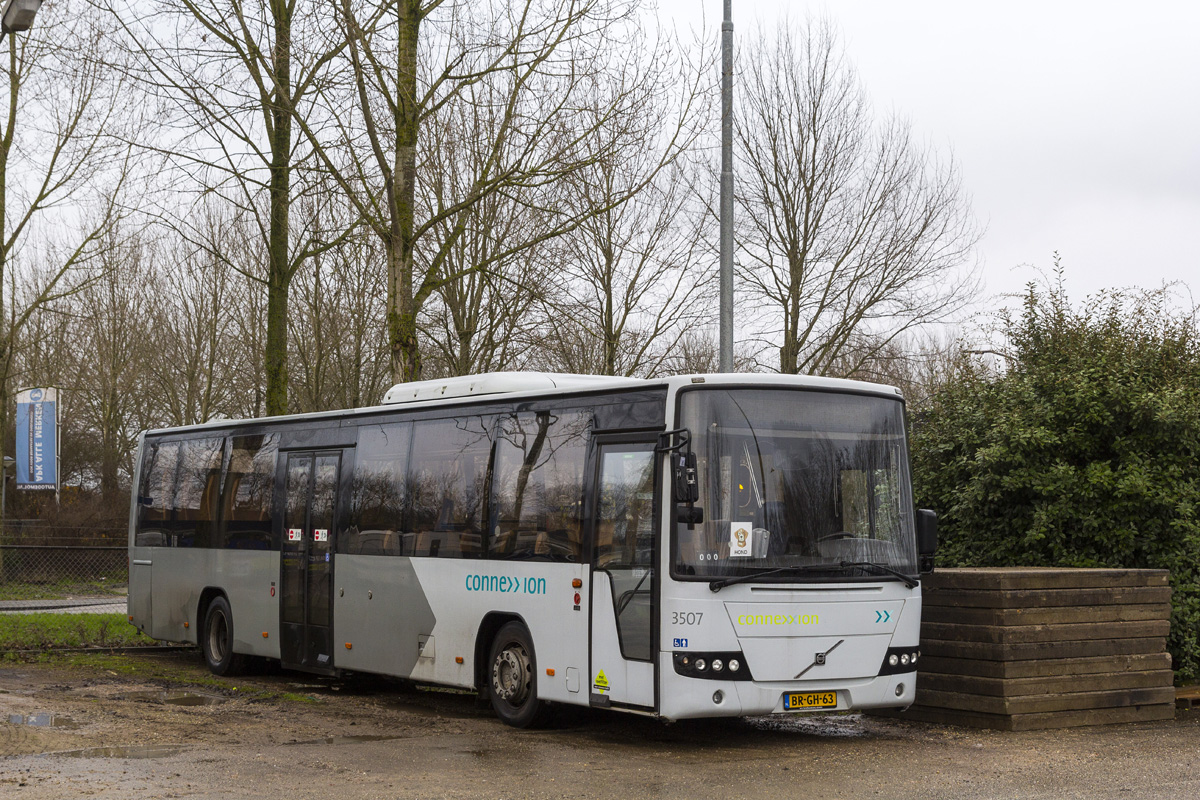 Almere, Volvo 8700LE № 3507