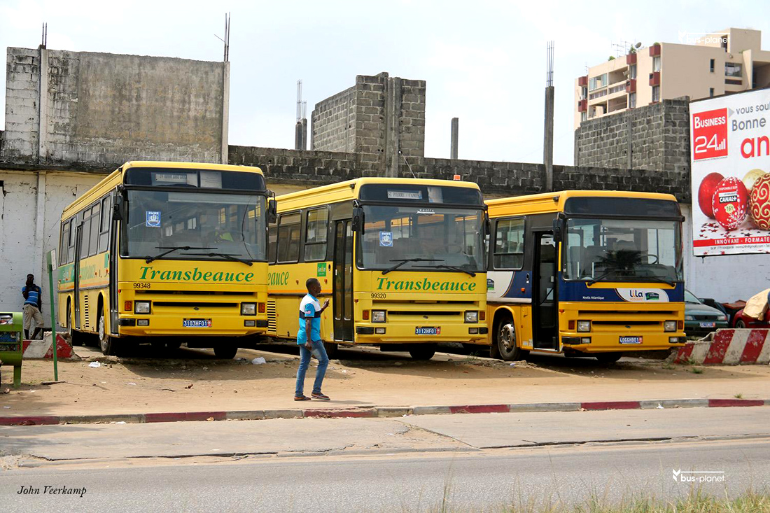 Abidjan, Renault Tracer # 99348; Abidjan, Renault Tracer # 99320