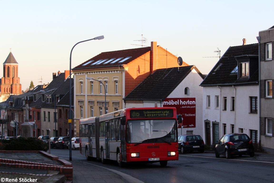 Düren, Mercedes-Benz O405GN2 # DN-DT 200