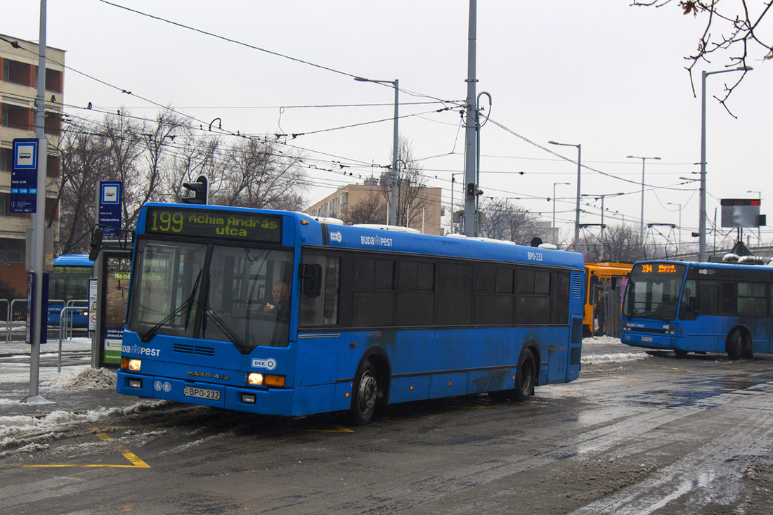 Budapest, Ikarus 412.10C No. 02-32