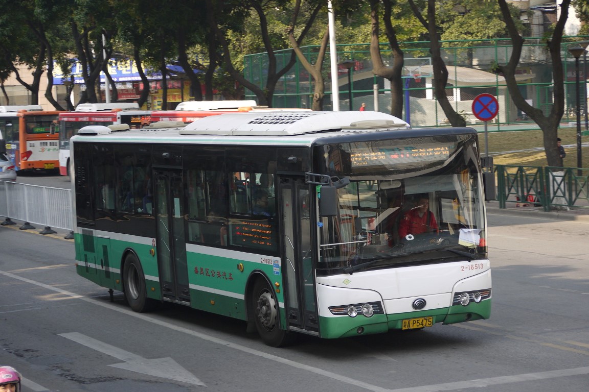 Guangzhou, Yutong ZK6105HNG2 nr. 2-16513