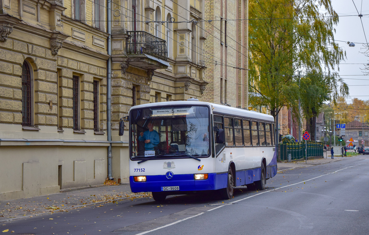 Riga, Mercedes-Benz O345 No. 77152