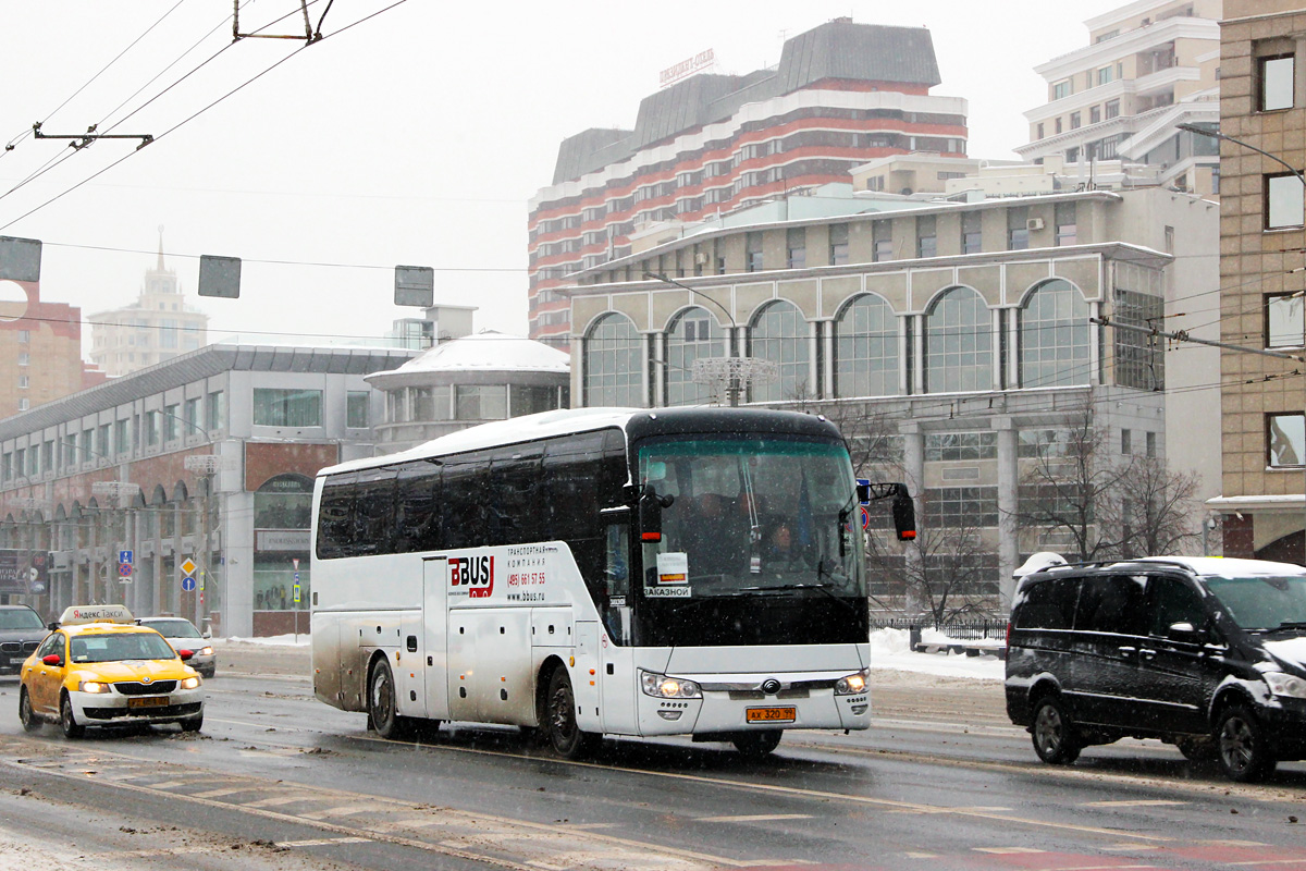 Moscow, Yutong ZK6122H9 №: АХ 320 99