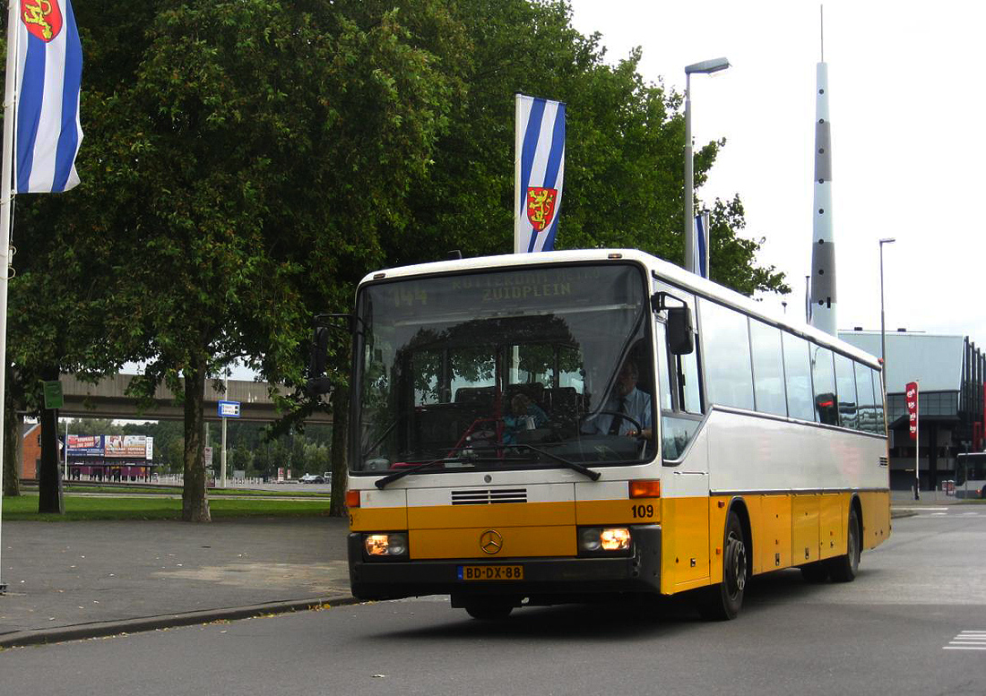 Rotterdam, Mercedes-Benz O408 # 1099