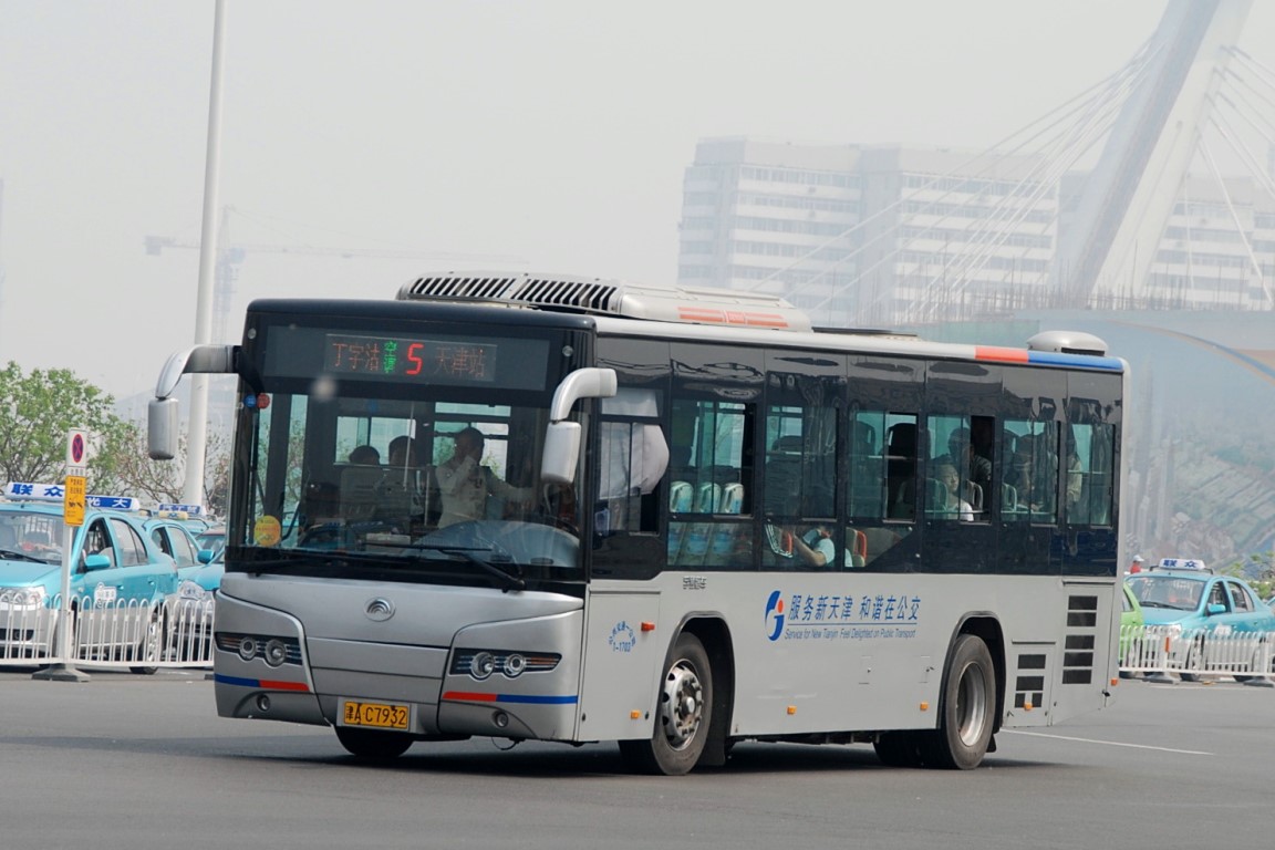 Tianjin, Yutong ZK6108HGC # 津A C7932