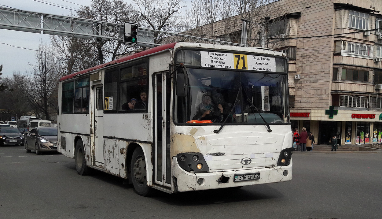 Almaty, Daewoo BS090 (СемАЗ) № 316 CM 02
