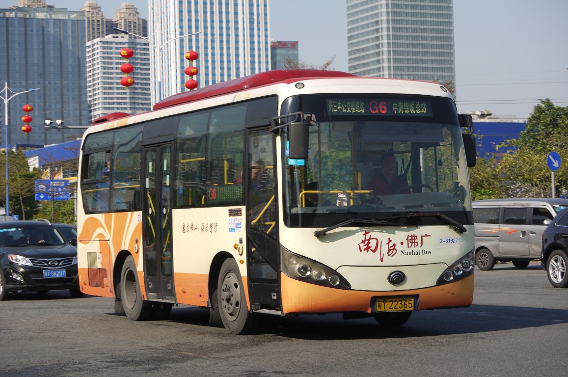 Foshan, Yutong ZK6770HNG1 nr. 2-31927